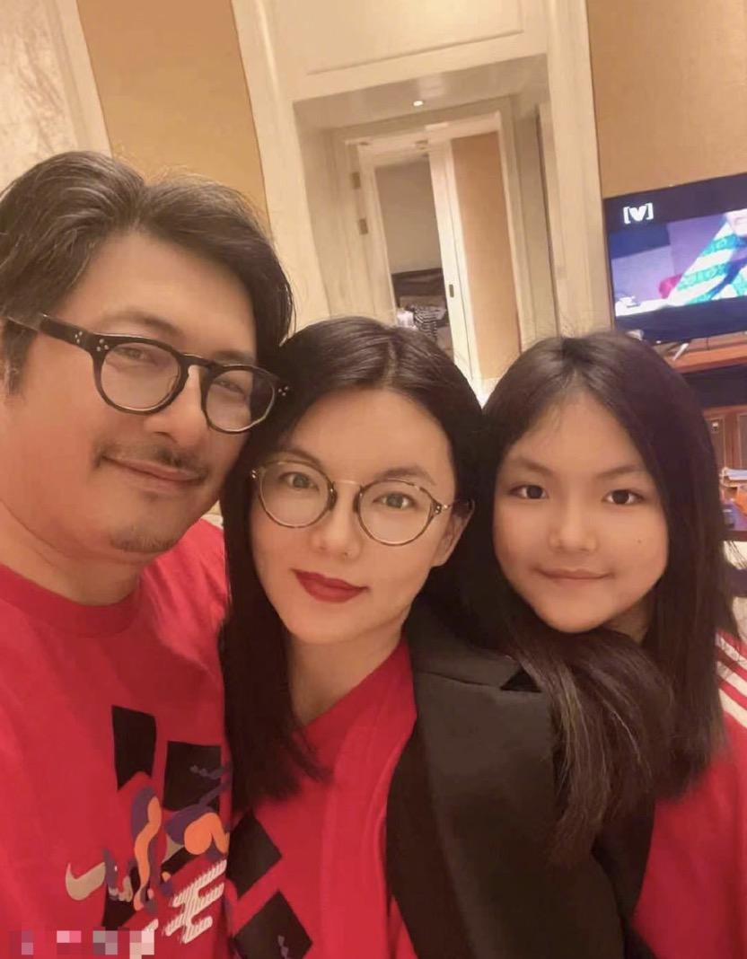 結婚紀念日送玫瑰花_送紀念玫瑰老婆結婚花束怎么寫_結婚紀念日送老婆多少朵玫瑰花