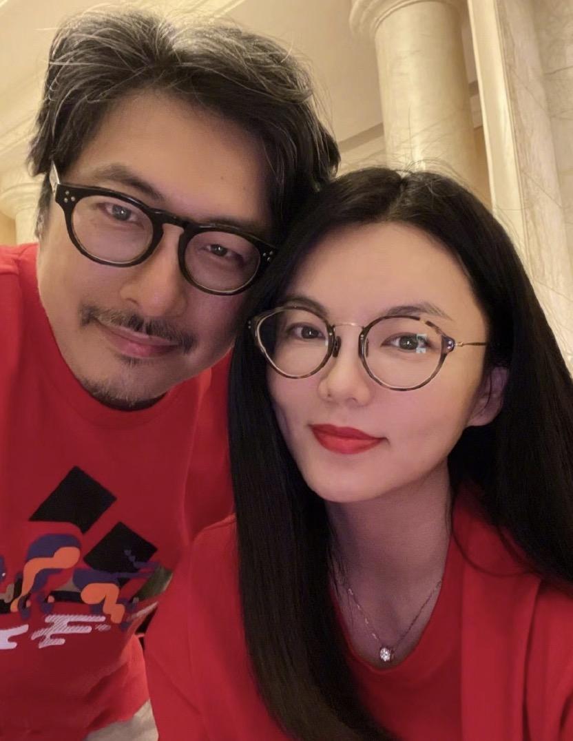 結婚紀念日送老婆多少朵玫瑰花_結婚紀念日送玫瑰花_送紀念玫瑰老婆結婚花束怎么寫